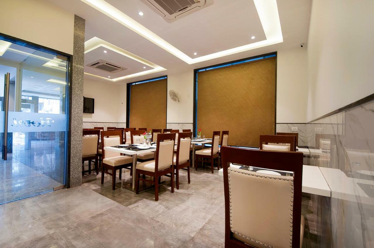 Hotel Z Suites- Delhi Igi Airport Ню Делхи Екстериор снимка